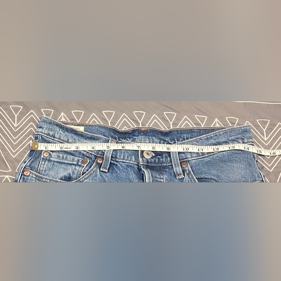 Levis Womens Classic 501 Straight Leg Button Fly Jeans Size 28 - Picture 10 of 10